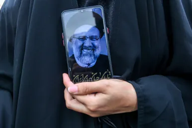 تشییع پیکر رئیس‌جمهور و شهدای خدمت در مشهد -3