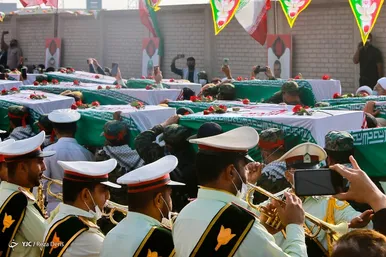 ورود پیکر‌های ۵۸ شهید دوران دفاع مقدس به کشور