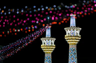 حال و هوای حرم مطهر رضوی در شب میلاد امام رضا (ع)