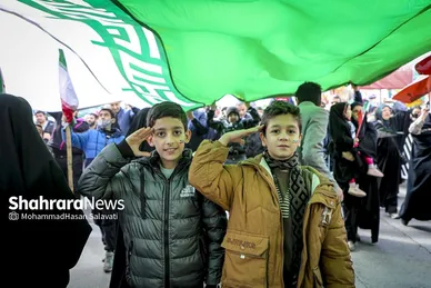 گزارش تصویری | پرچم بالاست